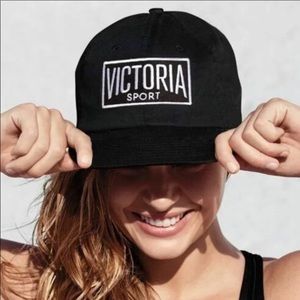 Victoria Sport black cap